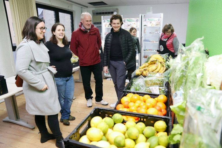 Vor Ort: Ehrenamtliches Engagement rettet Lebensmittel und schafft Verantwortung